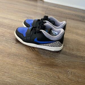 Jordan Air Jordan Legacy 312 Low Basketball Shoes (Little Boys’)